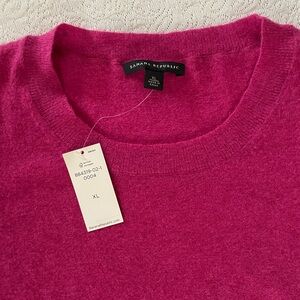 Banana Republic Women's Angora & Fine Wool Fuchsia Crew Neck Sweater Sz XL